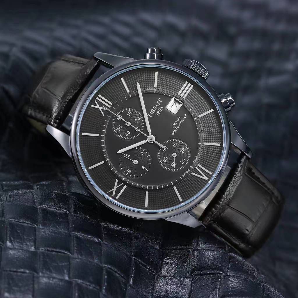 Men’s Chronograph Style Watch with Leather Strap